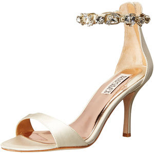 NWT Badgley Mischka Clark II Ivory Jeweled Sandal